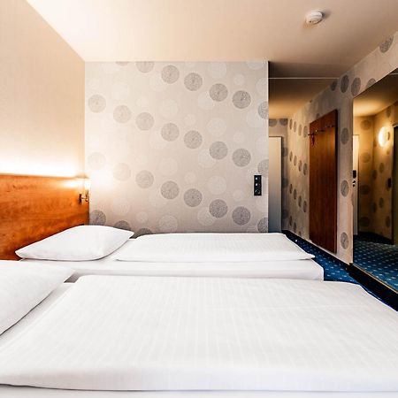 Bonjour Tagungshotel Stuttgart-غيرلينغن المظهر الخارجي الصورة