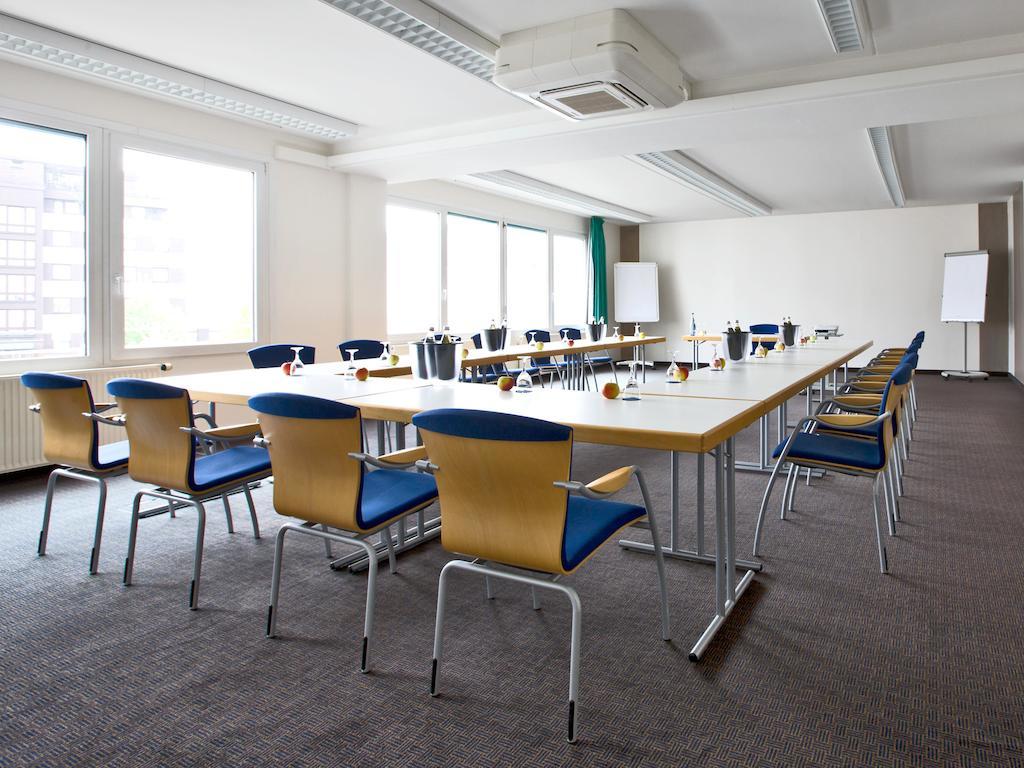 Bonjour Tagungshotel Stuttgart-غيرلينغن المظهر الخارجي الصورة