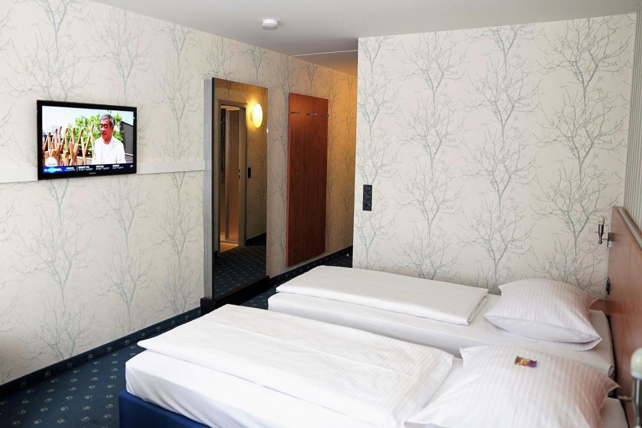 Bonjour Tagungshotel Stuttgart-غيرلينغن المظهر الخارجي الصورة